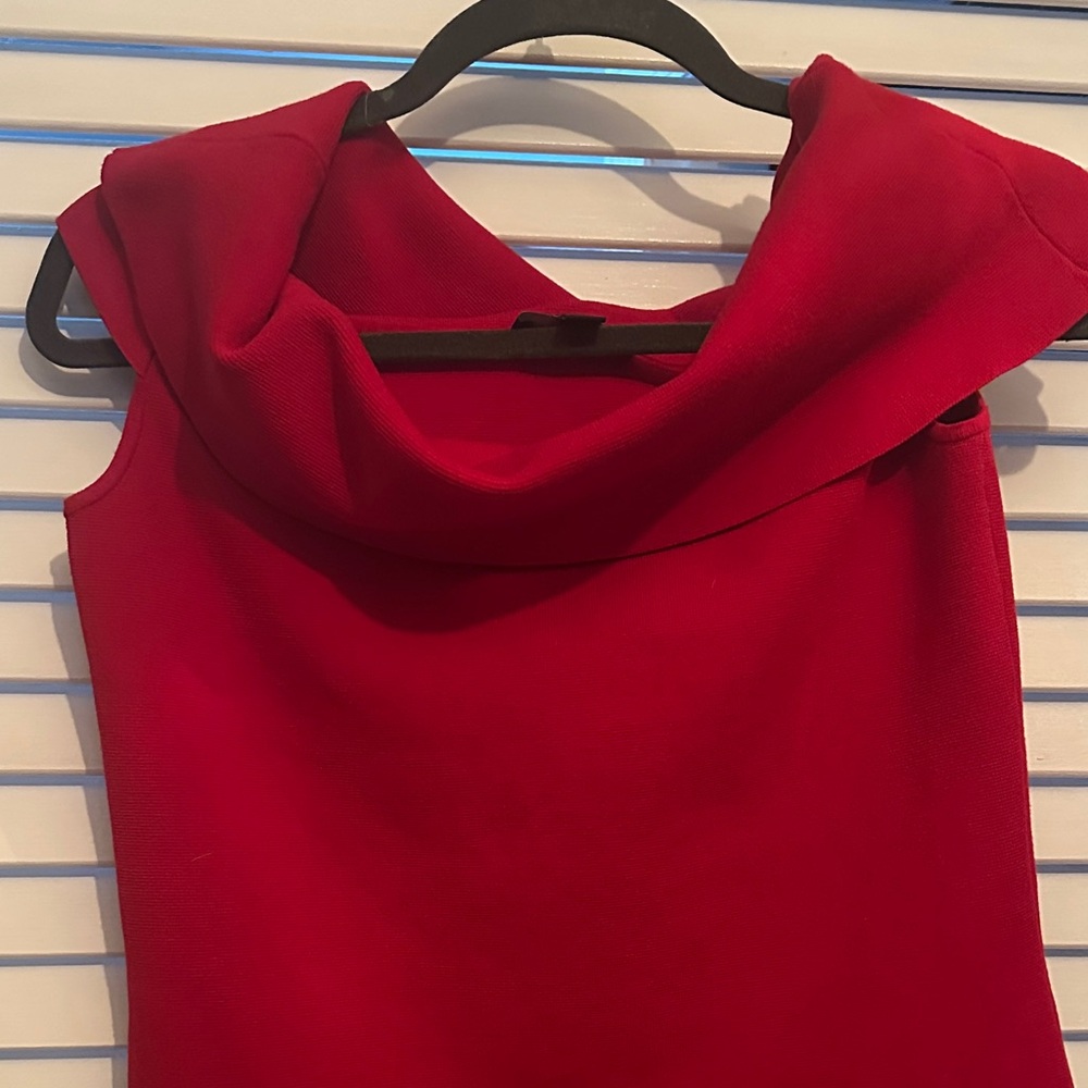 Ann Taylor Scarlet Off-Shoulder Top - Picture 6 of 7